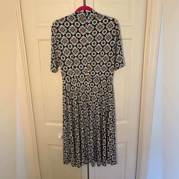 Donna Morgan graphic print swing dress, size 10 - Picture 3 of 6